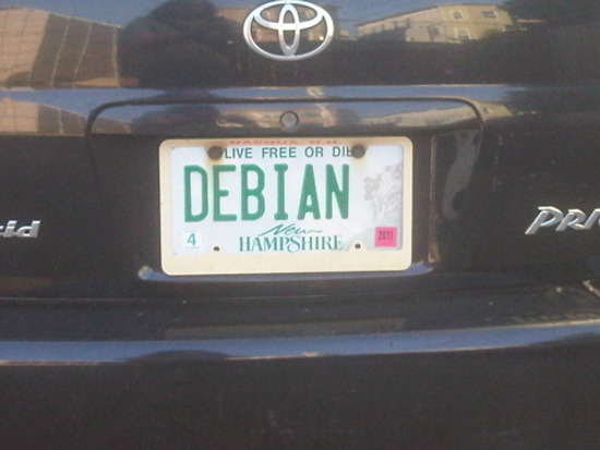 Funny-Linux-License-Plate-2