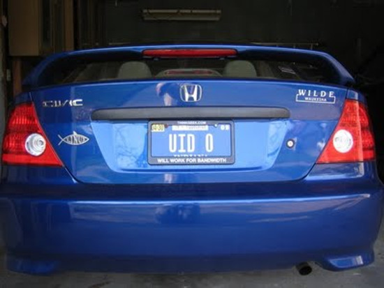 Funny-Linux-License-Plate-5